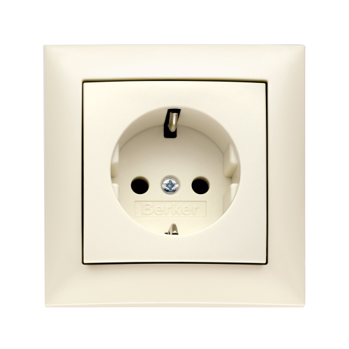Розетка с з/к и защитой от детей Berker S.1 белый