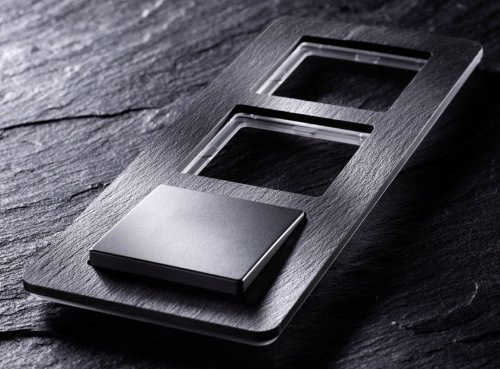 Рамка вертикальна 3-м Berker Q.7 сланец