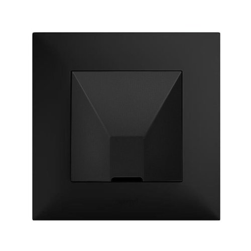 Виведення кабелю Legrand Niloe STEP 863529 чорний