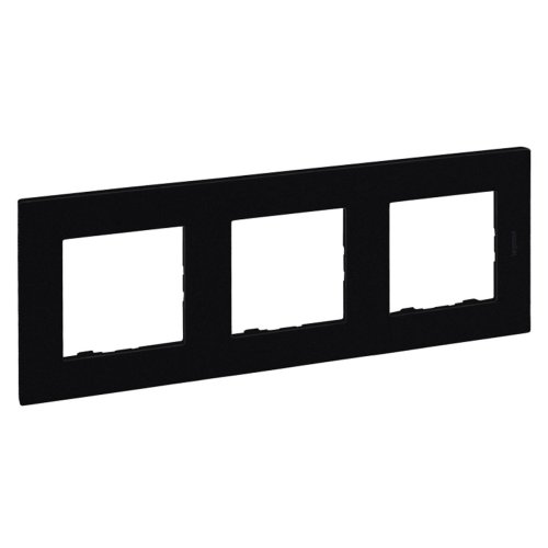 Рамка горизонтальна 3-м Legrand Niloe STEP 863593 чорний